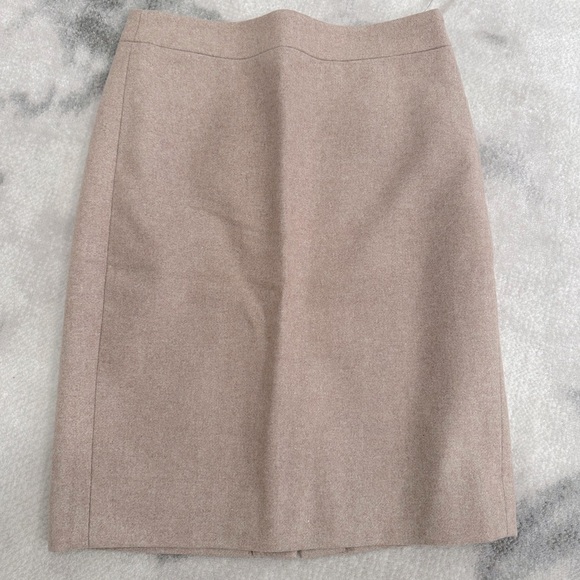 2 Wool j crew pencil skirt beige/black - Picture 4 of 5